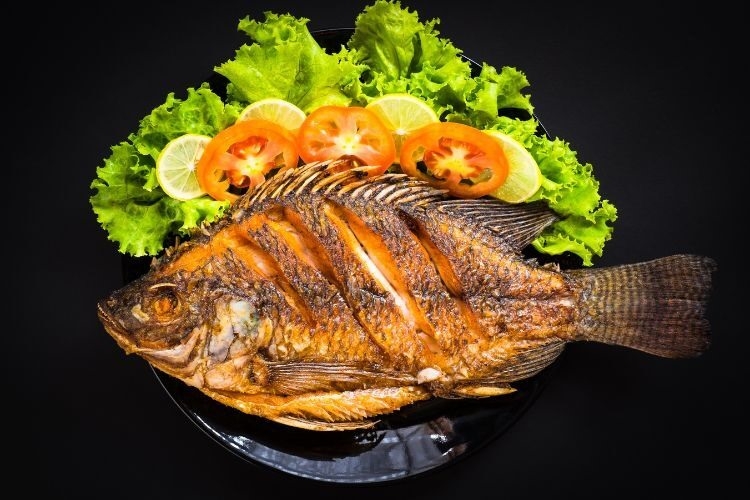 Cá chiên sốt chua ngọt
